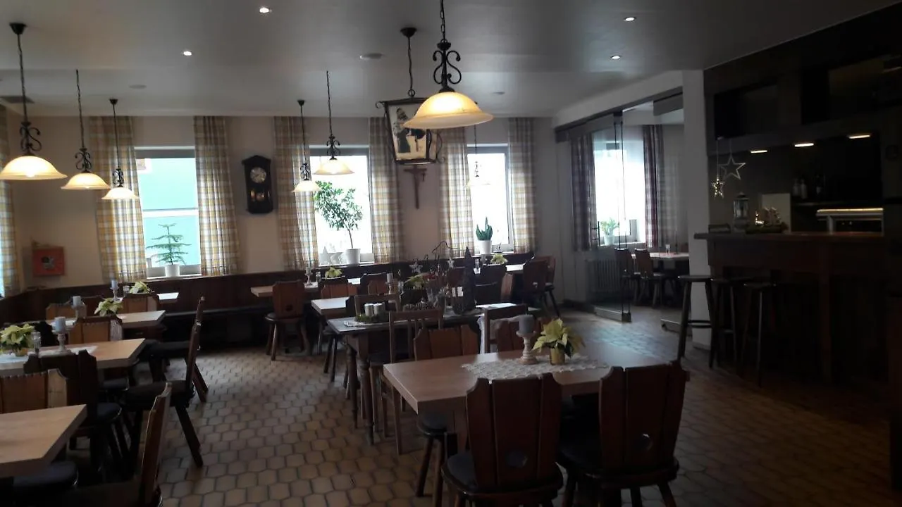 Landgasthof Zum Goldenen Loewen Moosbach  3*, Moosbach (Oberpfalz)